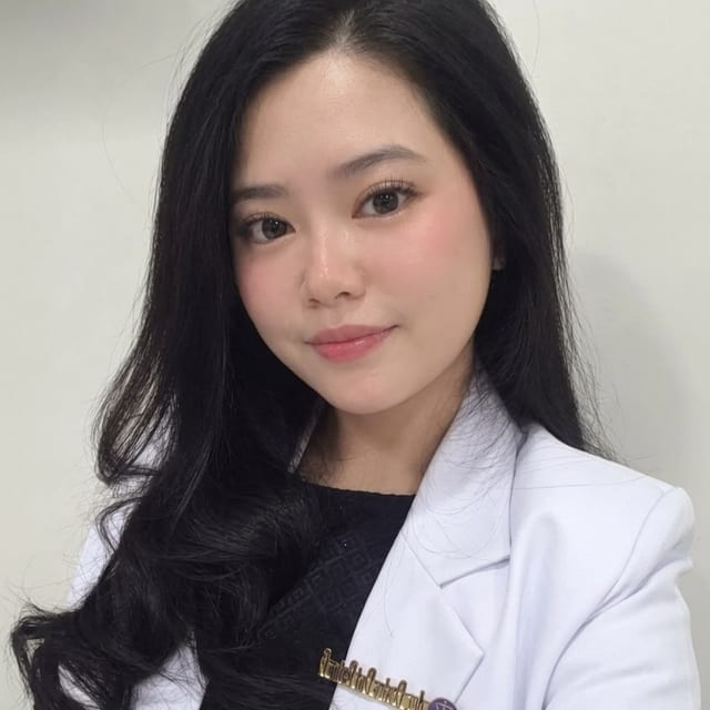 Foto drg. Devica Dwi Ratna Putri