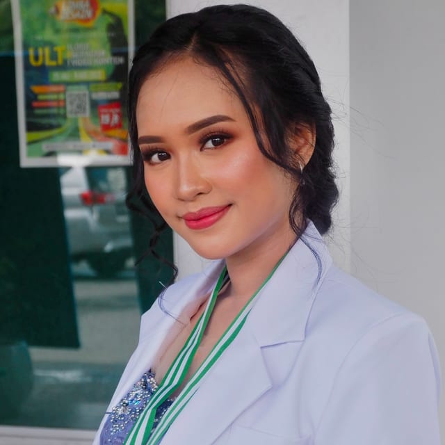 Foto drg. Elita Elisabet Sihombing
