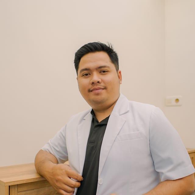 Foto drg. Naufal Aditya Tarma
